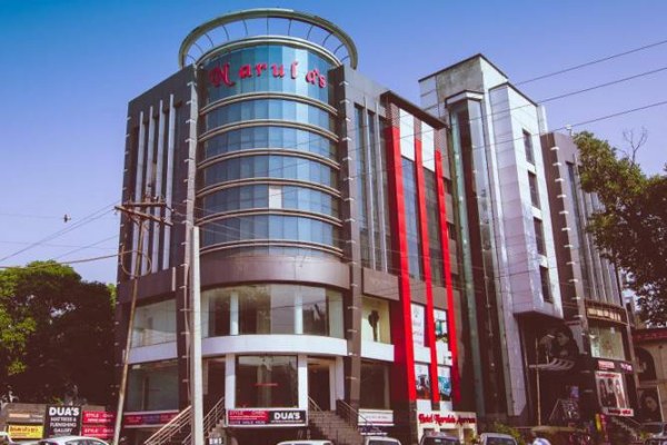 Hotel Narula Aurrum