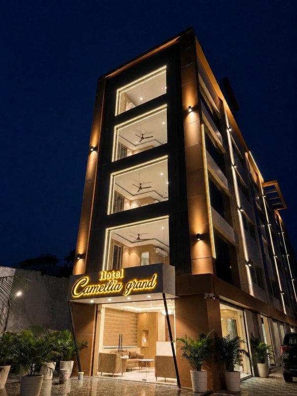 Hotel Camellia Grand